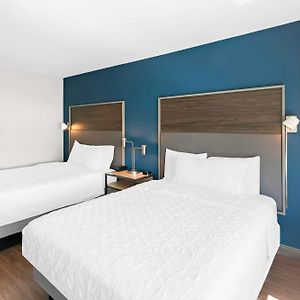 Queen Room Two Queen Beds